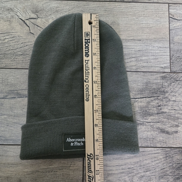 Abercrombie & Fitch Forest Green Winter Hat Unisex, Cold Weather Must Have - Picture 4 of 4